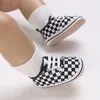 Baby Canvas Sneakers ANTISLIP Soft Plaid Baby Boy Girl Chaussures Borns First Walkers Baby Baby Unisex Casual Chaussures 240409