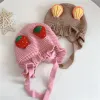 Mignon oreilles de fraise bébé chapeau hiver tricoté chaud bébé cape capne de dentelle infantile à volante couleur solide enfants enfants bonnet