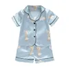 Vêtements de nuit bébé vêtements pour tout-petits pyjamas Girl Set t Kids Shirt Boys Shorts Cartoon Ternits T3 240325