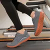 Geniş yeni son ayakkabılar rahat ve nefes alabilen spor ayakkabıları örgü yüz geniş kafa fitness ayakkabıları yumuşak taban anti -slip antrenman ayakkabıları