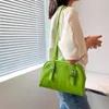 Tas 2024 Zomergroene olie-wax one-shoulder oksel dames casual grote capaciteit forensen kussen