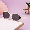 24SS Novo designer Filoso TR90 Definição de nylon Óculos de sol para mulheres de alto grau Coreano Oval Glasses Sunglasses Trendência feminina