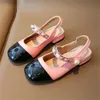 Yeni çocuk kızlar sandaletler baotou inci prenses ayakkabıları yaz kaymaz yumuşak yürümeye başlayan kız plaj ayakkabı terlikleri çocuk spor ayakkabıları