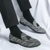 2024 Модные мужские лоферы Slip On Tassel Casual Dryful Driving Обувь Классическая удобная оригинальная туфли для лодок роскошные дизайнерские туфли плоские туфли