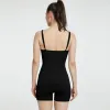 Off-the-Shoulder Rompers Women Sport Rompers Stylish Women's Yoga Romper med spaghetti-remmar Buttlyftad design för Pilates