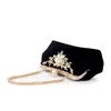 Kvinnlig Diamond Pearl Handbag Vintage Crystal Flower Evening Bag Wedding Party Brud Clutch Bag Purseblack 240329