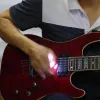 Pick de guitare brillant LED Instrument à cordes à cordes incorporet de guitare acoustique avec accessoires de guitare lumineuse à LED