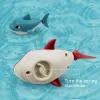 Barnstrandleksaker Badleksaker Shark Type Wind-Up Swimming Tail Wagging Roterande enhet Baby Toy Puffer Fish Bear