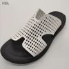 Sandálias para masculino verão novo estilo casual sola praia sandals duplos e chinelos anti-deslizamento resistente ao desgaste