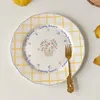 Plaques Ins Wind Korean Ceramic Flower Letter Yellow Camed Breakfast Assiette Créative Style pastoral Mignon Girl Heart French Home