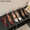 2024 Nouveau Spring Summer Femmes Double boucle Mary Janes Patent Leather Robe Shoes High Heels Pumps Retro Ladies Shoe