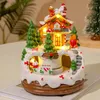 Dekorative Figuren 6.3 Zoll Weihnachts -Musikbox Illuminierte Harzhaus Ornament Rotation Winterszene Geschenk für Kinder Bücherregal Restaurant