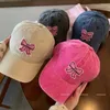 Ball Caps Koreańska wersja Bow Sticker Baseball Cap Spring i letnie kobiety retro stare stary trend uliczny słodki regulowany sportowy hat gorras