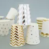 10pcs Golden Cup Party Paper Table Véritude d'anniversaire Partage Plaque Polka Dot Cup Striped Gold Birthday Party Decorations Event