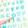 Yoofun färgglada söta bokstäver klistermärken härlig alfabetet klistermärke för dagisskolekontorstillbehör Stationery klistermärke