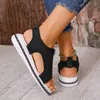 Sandales Chaussures féminines élégantes Femme Sneakeurs Madies Flat Summer Solide Brepwable Mesh Open Toe Lightweight Walking