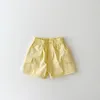 Summer Kids Boys Shorts Solid Color Baby Girl Shorts Bawełniany lniany chleb krótkie spodnie moda Born Bloomers 6 miesięcy-4 lata 240409