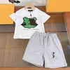 Trendiger Sommer-Kinder-Sportanzug zweiteiliger Set mit kurzen Ärmeln, modischen und trendigen T-Shirt, geeignet für Männer und Frauen und trendig für Kinder