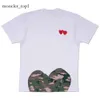 CDG Designer Men's T-Shirts Fashion Women's's Commes Badge de coeur à manches courtes Top Cordeaux Quanlity Love Shirts à manches courtes Tee Leisure Streetwear 1677