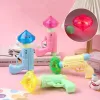 1-5pc Jeux en plein air rotatif gyro gyro Flying Gun Luminal Flashing Spinning Top Toy Interactive Education pour enfants