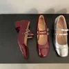 2024 Nuove donne estivi primaverili doppia fibbia mary janes scarpe in pelle brevetto scarpe con tacchi alti dogne retrò scarpa da donna