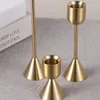 Kerzenhalter 3 PCs Metall Candlestick Feiertagsgeschenk Mittelstücke Hochzeit