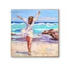 ガールビーチキャンバスペインティングアートトロピカルハワイビーチウォールアート装飾手作りの女性海景アートワークオーシャンインパスト油絵海景