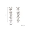 Boucles d'oreilles en peluche lanflora fleurs de mode zircone femmes longs en alliage cuivre anniversaire d'usine