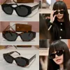 Triomphe 08 نظارة شمسية في خلات Havana Arc de Triomphe Womens Sunglasses مصمم أزياء 40238 توقيع ثلاثة توائم على المعابد ذات الإطارات