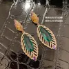 Boucles d'oreilles en peluche pour femmes S925 AIGINES 2024 VINTAGE FEATHER VERT ARTIFICIAL EMERAMD TOP TOB TABIY FINE BIELLY DROP