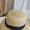ファッション女性サマーフロッピー帽子小麦ストロー、黒い白いリボンサンUV保護ビーチCap240409