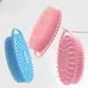 Comfortabele scrubzijdige massagedoucheborstel met haak voor kinderen en volwassenen siliconen body scrubber