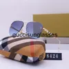 Lunettes de soleil Lunettes de soleil créatrices pour hommes Classic Luxury Brand Design Fashion Sunglasses Suncreen Radiation Auvel