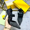 Fashion Designer Femmes Chaussures talons Sandals Fashion Beach épais Bottom Robe Shoe Alphabet Lady Sandal Leather Talon High Talon en 1978 S611 02