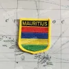Mauritius National Flag Stickerei Patches Abzeichenschild und quadratische Form Pin Ein Set auf der Stoff Armband Rucksack Dekoration