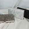 Bolsas de noche Silver Crossbody Bag Purse Embrague de lujo Bolsos de diamantes para mujeres Bodas de hombro de diseñador Damas Mano