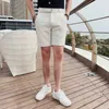 Cortometrali da uomo cortini da uomo pantaloncini maschili con ginocchio estivo alla moda Bermuda mascolina slim coda casual a scacchi di alta qualità J240409