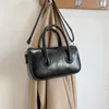 Сумка на плечах сумочка 2024 Retro Fashion Simple Square Bag Caffure Pu кожаная женская дизайнер с твердым замком Messenger