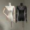 Magasin de vêtements de mannequins à épaules plates accessoires pour la fenêtre de la fenêtre de la femme Modèle de fenêtre de la femme