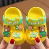 Cartoon Beach Childrens Sandals Boys and Girls Summer Non Slip Soled Soled Indoor Shoes Kids Home Slippers 240402