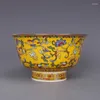 Figurines décoratives chinois famille rose porcelaine glaçage jaune fleurs fu de design bol