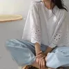 Camicette femminili originali di buona qualità 2024 estate giappone e coreano ricamato a bolle cavo t-shirt a colori solidi per donne