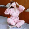 Home Clothing Herbst Winter Frauen Langarm Pyjamas Set v Hals Erdbeer süße Druck weibliche Milch Seidenpyjamas Anzug 2 Stück Schlafkleidung