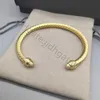 Altın Bileklik Lüks Tasarımcı S925 Twisted Düğün İnci Kafası Kadın Moda Twist Kaplama Bilezikler 18K Sevgililer Hediye Bangles Toptan 5mm 4mm Kalın F8WY