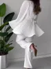 Kvinnors tvåbitar byxor Kvinnor sätter elegant 2024 SPING PESTED TOPA CASUAL LOOK LONG BATWING SLEEVE Big Swing Wide Leg Set Female Suit