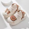 Sneakers Summer Cute Fumettoni Children Slifors Orso Dinosauri Outdoor Ospite per ragazze per ragazzi Speache per bambini