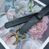 Domande Designer Belt Men Brand Luxury Fashion Letter Bely Belt for Ladies Simple Dress Business Belts Girle 2,5 cm Lichee di alta qualità