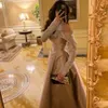 Elegant Khaki Satin High Low Dubai Evening Dress Halter Sequins Pärlor Arabiska kvinnor Midi Prom Formella klänningar Vestidos de Feast Robe de Soiree
