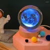 Dekoracyjne figurki 6 cm 3D Crystal Ball Planet Night Light Laser grawerowany układ słoneczny globe astronomia urodzinowa przestrzeń pulpitowa dom