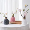 1 % Acqua ondulato di plastica Vaso onda di fiori disposizione moderna in stile nordico soggiorno decorazione desktop decorazione 240408